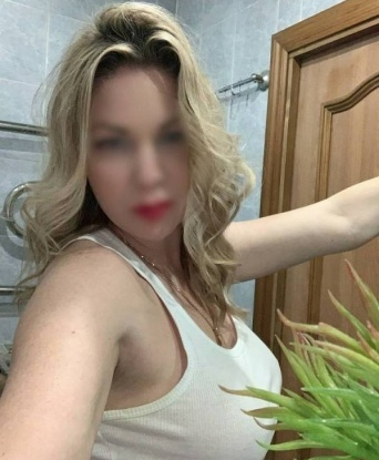 У меня много опыта и нежных приемов, чтобы доставить тебе максимальное удовольствие. В моих услугах входят массаж, французский и классический секс, а также ролевые игры и фетиш. У меня есть своя уютная и безопасная квартира в центре Москвы. Захочешь продлить наше свидание? Я всегда готова к встрече новых людей и открыта для экспериментов. У меня есть отличные отзывы от довольных клиентов, которые говорят обо мне только лестные слова. Только реальные фото, без фотошопа. Жду тебя в Москве для незабываемого приключения! 💋🔥🌟 Ека
